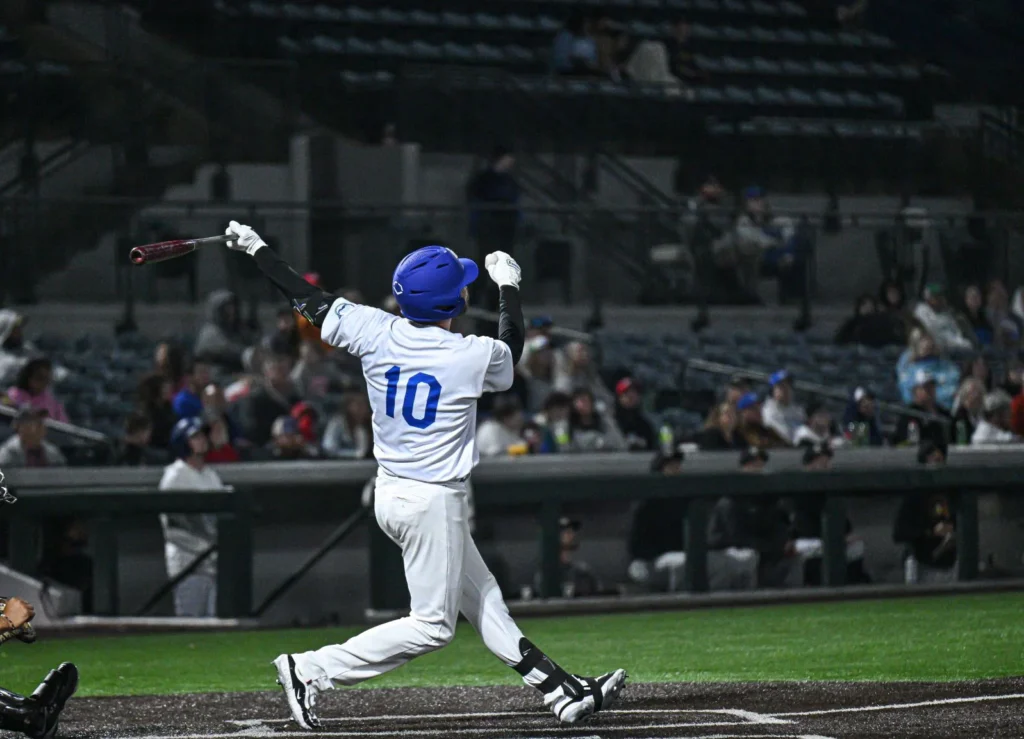 Late Comeback Falls Short as Legends Drop First Game of Season