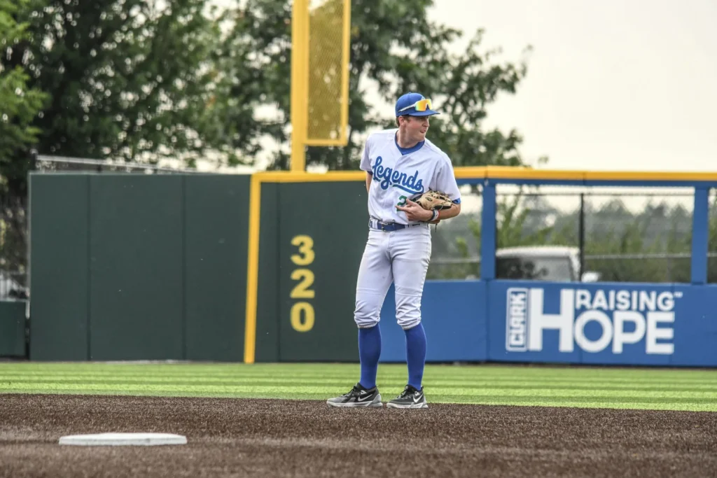 Rockers Crush Legends 11-1 Behind Aklinski’s Five-RBI Night