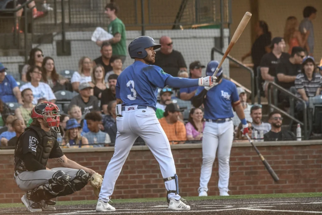 Laio Masterclass Leads Legends Over Dirty Birds 7-0